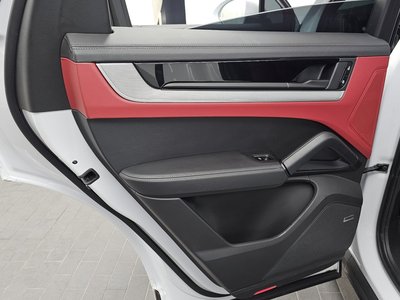 2023 Porsche CAYENNE 缩略图 15