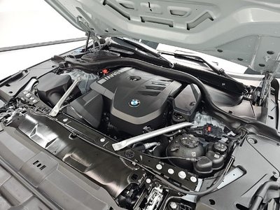 صورة 6 لـ 2025 BMW 5 SERIES