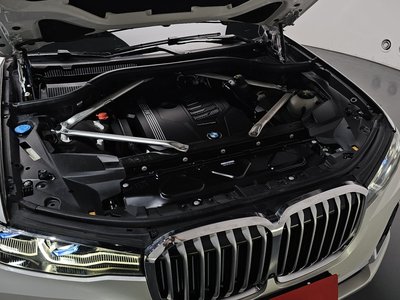 BMW X7 - 7