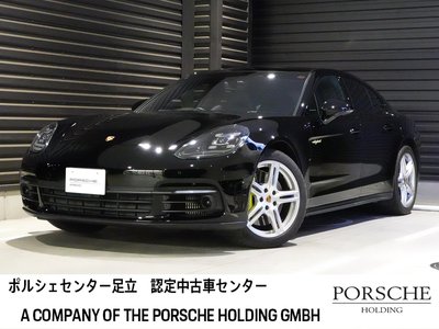 PORSCHE PANAMERA - 1