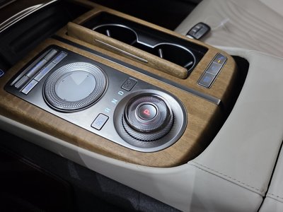 GENESIS G80 (RG3) - 9
