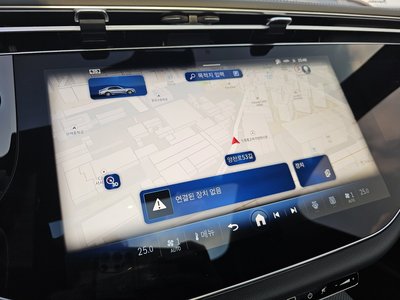 MERCEDES-BENZ E-CLASS - 10