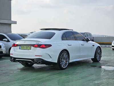 MERCEDES-BENZ E-CLASS - 3