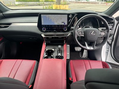 صورة مصغرة 15 لـ 2023 Lexus RX