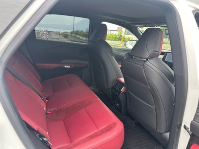 صورة مصغرة 29 لـ 2023 Lexus RX
