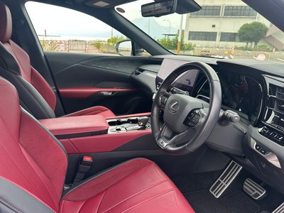 صورة مصغرة 27 لـ 2023 Lexus RX