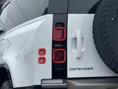 2025 LAND ROVER DEFENDER photo 6