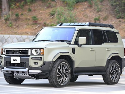 TOYOTA LAND CRUISER 250