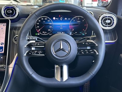 MERCEDES-BENZ GLC - 10