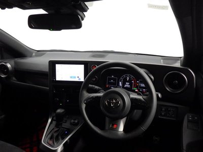 TOYOTA GR YARIS - 5