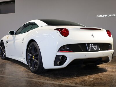 FERRARI CALIFORNIA - 6