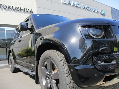 LAND ROVER DEFENDER - 5