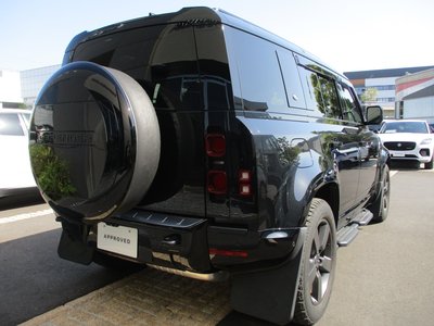 LAND ROVER DEFENDER - 8