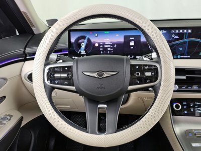 صورة مصغرة 13 لـ 2024 Genesis GV70