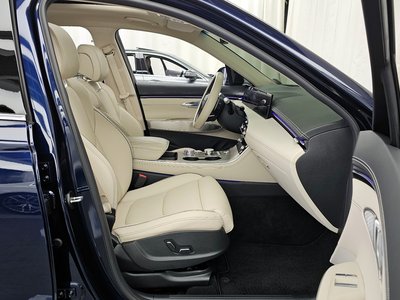 صورة مصغرة 11 لـ 2024 Genesis GV70