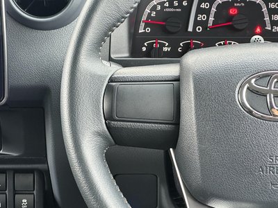 2025 Toyota LAND CRUISER 70 缩略图 40