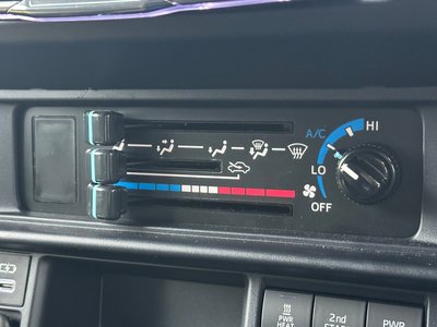 2025 Toyota LAND CRUISER 70 缩略图 49