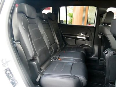 2025 Mercedes-BENZ GLB thumbnail 35
