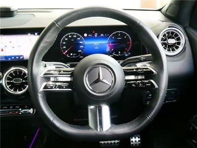 2025 Mercedes-BENZ GLB thumbnail 18