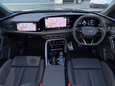 2025 AUDI SQ5 photo 2