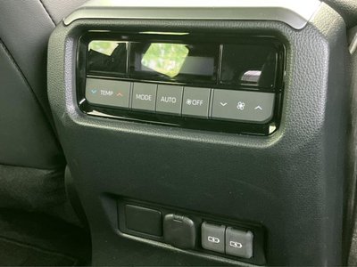 2025 Toyota LAND CRUISER 250 — миниатюра 40