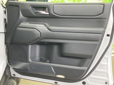2025 Toyota LAND CRUISER 250 — миниатюра 22
