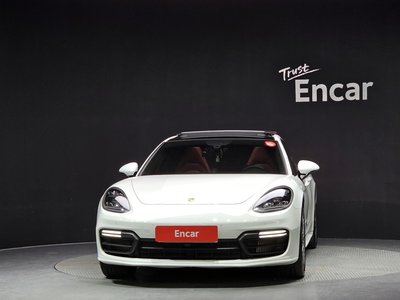 PORSCHE PANAMERA - 2