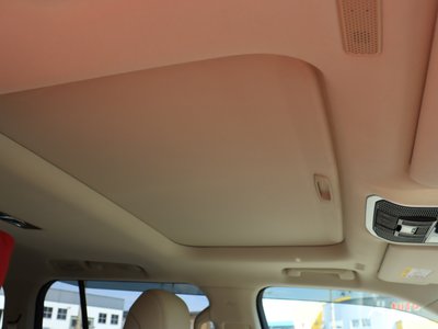 TOYOTA LAND CRUISER 300 - 10