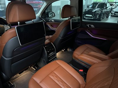 2022 BMW X7 thumbnail 14