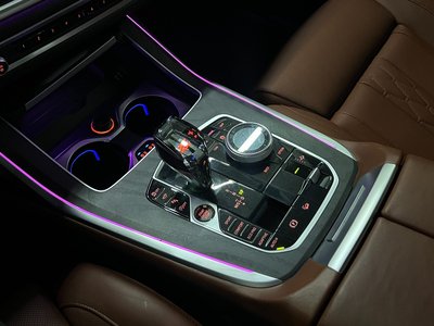 2022 BMW X7 — фото 9