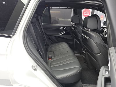 2025 BMW X5 — миниатюра 16