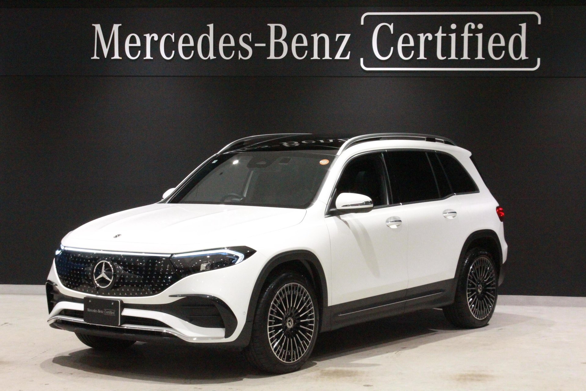 MERCEDES-BENZ EQB - View 1