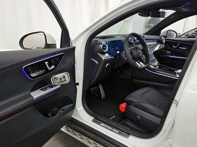 MERCEDES-BENZ GLC - 10