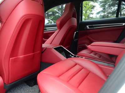 PORSCHE PANAMERA - 10