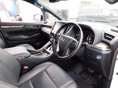 TOYOTA ALPHARD - 10