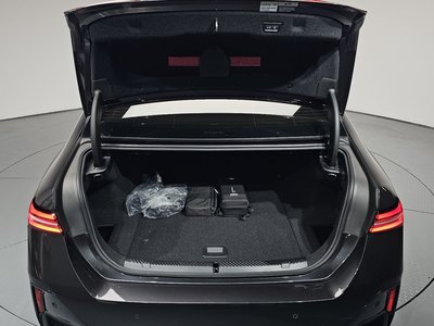 2024 BMW I5 — миниатюра 26
