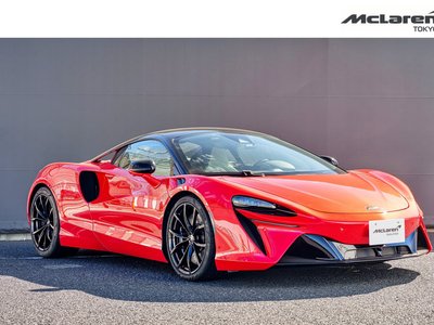 MCLAREN ARTURA - 1