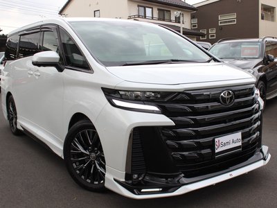 TOYOTA VELLFIRE - 1