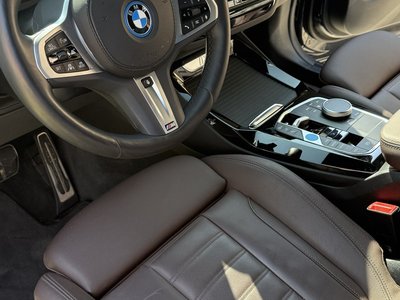صورة 5 لـ 2024 BMW IX3