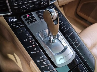 PORSCHE PANAMERA - 9