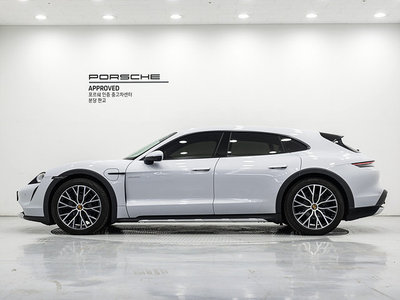 2023 Porsche TAYCAN — фото 7