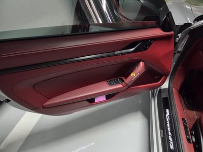 صورة مصغرة 11 لـ 2023 Porsche 911