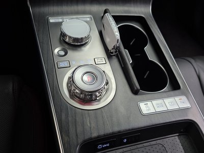 GENESIS G80 (RG3) - 9
