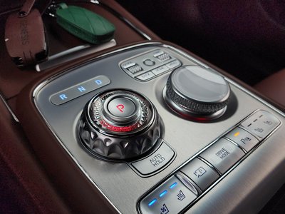 صورة 9 لـ 2024 Genesis G90 (RS4)