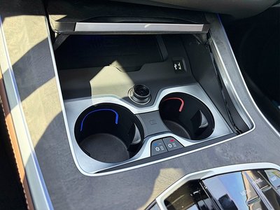 2025 BMW X5 缩略图 11