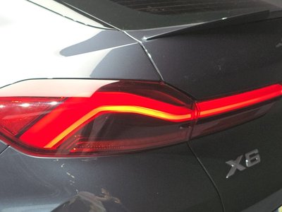 BMW X6 - 10