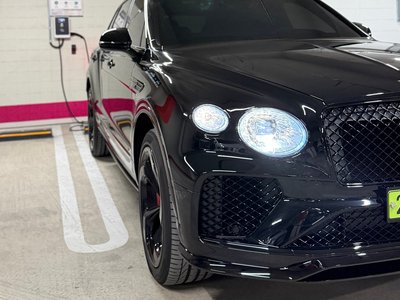 BENTLEY BENTAYGA - 1