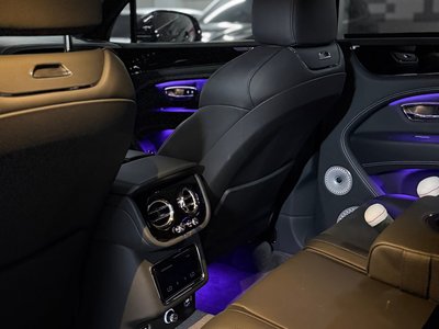 BENTLEY BENTAYGA - 10