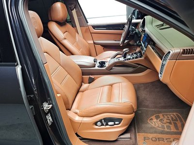 PORSCHE CAYENNE - 10