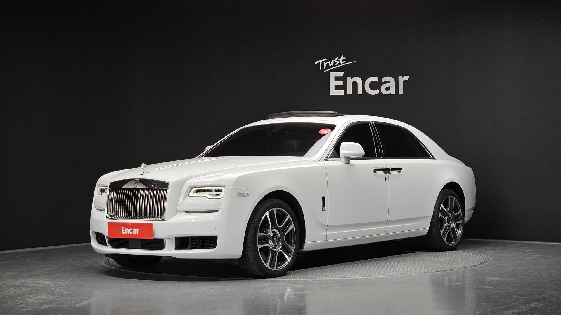 ROLLS ROYCE GHOST - View 1